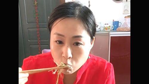 娱乐吃瓜酱爆料网友是谁,娱乐吃瓜酱爆料的背后真相
